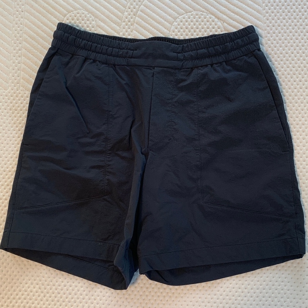 Lululemon Bowline Shorts Navy, S